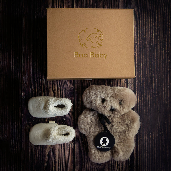 Luxury Gift Box for Babies in Gender Neutral Tone