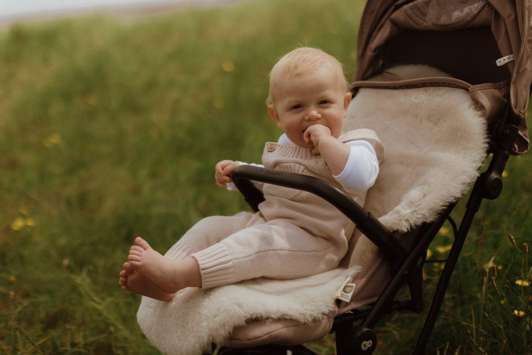 How to Stop Your Baby Sweating in the Pram
