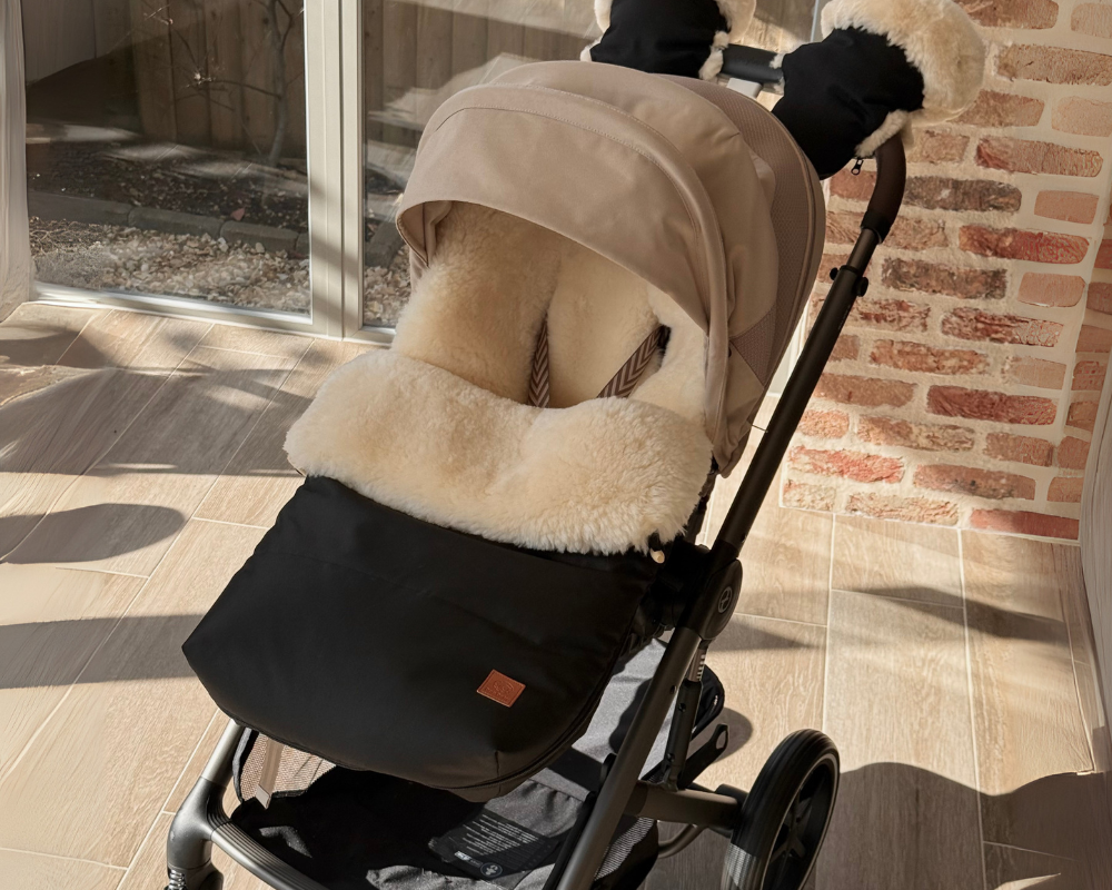 sheepskin footmuff in cybex