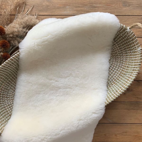 Baa Baby Sheepskin Bassinet Liner White 70 x 30cm